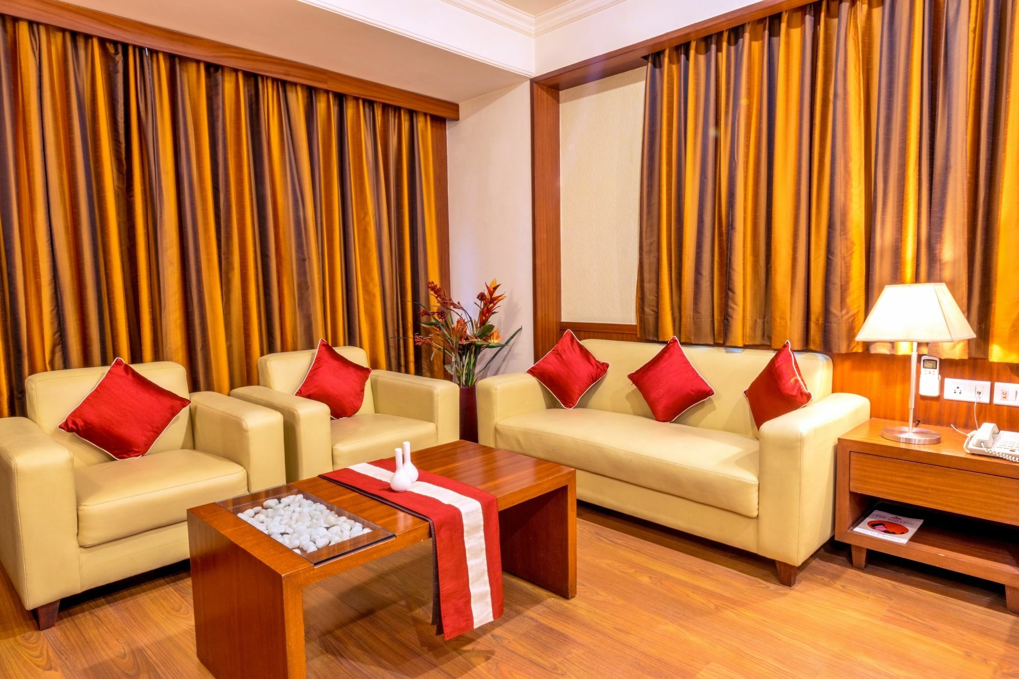 Octave Suites - Residency Rd Bangalore Bagian luar foto